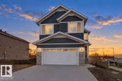 704 Elderberry Close NW  Edmonton, AB T6M 3J6