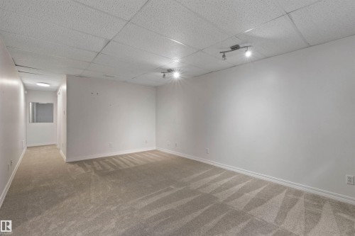 6207 85 Avenue Nw, Edmonton, AB 