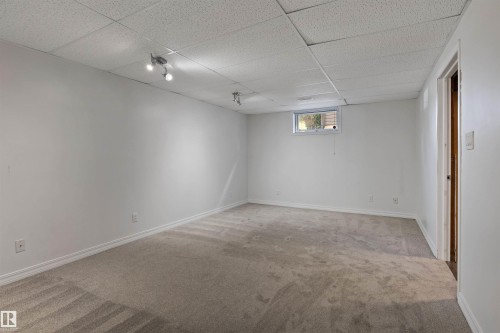6207 85 Avenue Nw, Edmonton, AB 