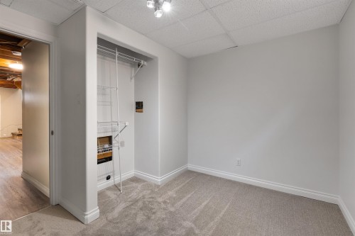 6207 85 Avenue Nw, Edmonton, AB 