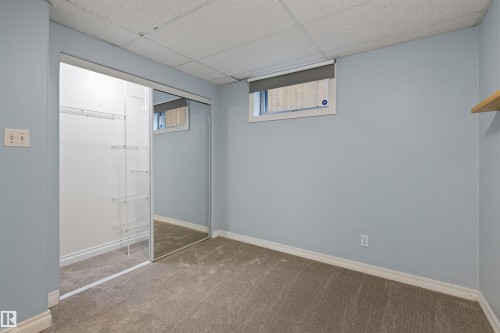 6207 85 Avenue Nw, Edmonton, AB 