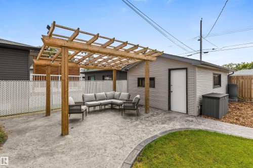 6207 85 Avenue Nw, Edmonton, AB 