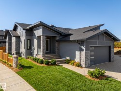 242 HAYS RIDGE Boulevard SW  Edmonton, AB T6W 5V8