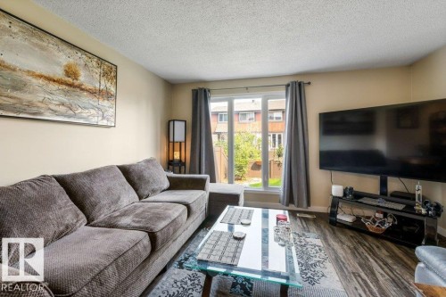 8306 182 Street Nw, Edmonton, AB 