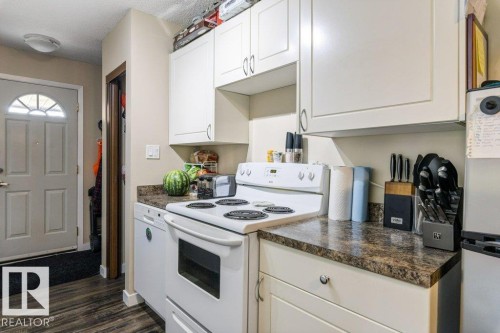 8306 182 Street Nw, Edmonton, AB 