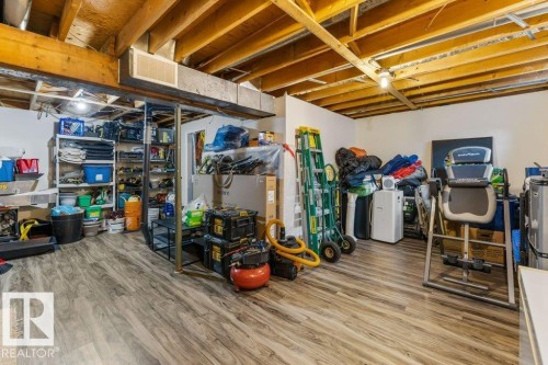 8306 182 Street Nw, Edmonton, AB 