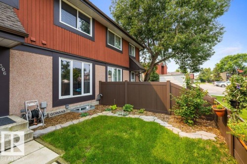 8306 182 Street Nw, Edmonton, AB 