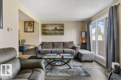 8306 182 Street Nw, Edmonton, AB 