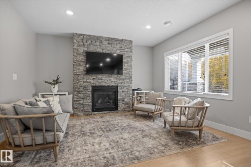 3363 Chickadee Drive Nw, Edmonton, AB 