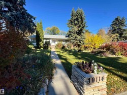 9114 120 Street NW  Edmonton, AB T6G 1X7