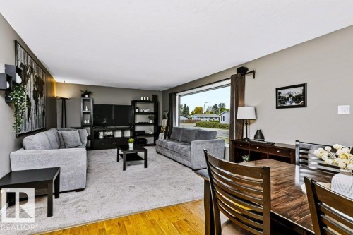 8104 162 Street Nw, Edmonton, AB 