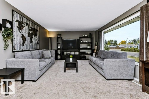8104 162 Street Nw, Edmonton, AB 