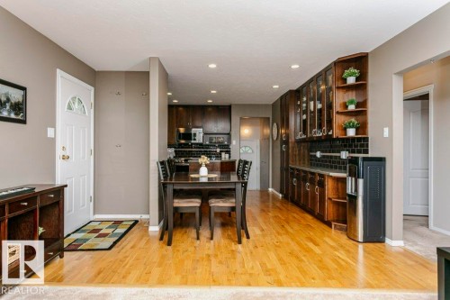 8104 162 Street Nw, Edmonton, AB 