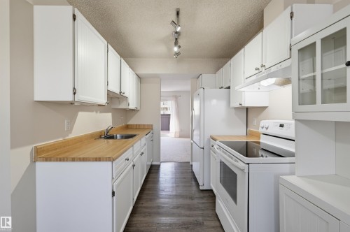 141 Tudor Lane Nw, Edmonton, AB 