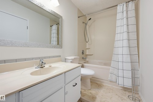 141 Tudor Lane Nw, Edmonton, AB 