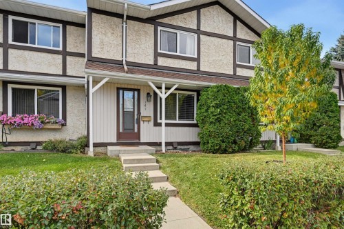 141 Tudor Lane Nw, Edmonton, AB 
