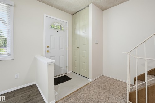 141 Tudor Lane Nw, Edmonton, AB 