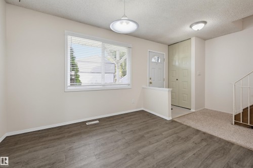 141 Tudor Lane Nw, Edmonton, AB 