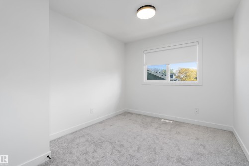 9727 153 Street Nw, Edmonton, AB 