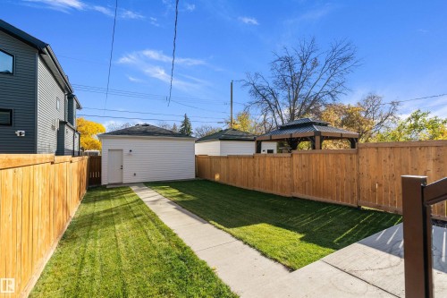 9727 153 Street Nw, Edmonton, AB 