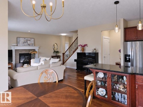 1641 Malone Way Nw, Edmonton, AB 