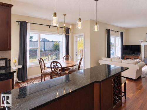 1641 Malone Way Nw, Edmonton, AB 