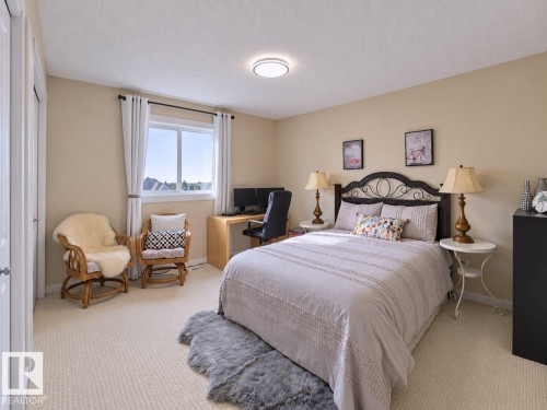1641 Malone Way Nw, Edmonton, AB 