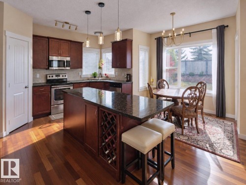 1641 Malone Way Nw, Edmonton, AB 