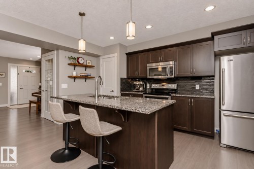 2115 Trumpeter Way Nw, Edmonton, AB 
