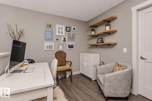 2115 Trumpeter Way Nw, Edmonton, AB 