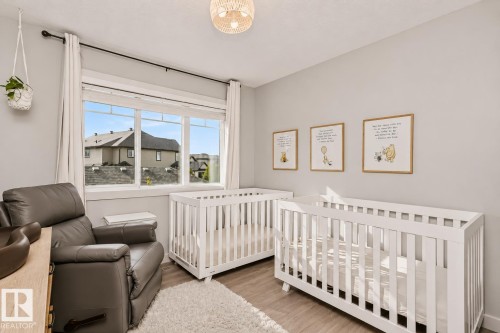 2115 Trumpeter Way Nw, Edmonton, AB 