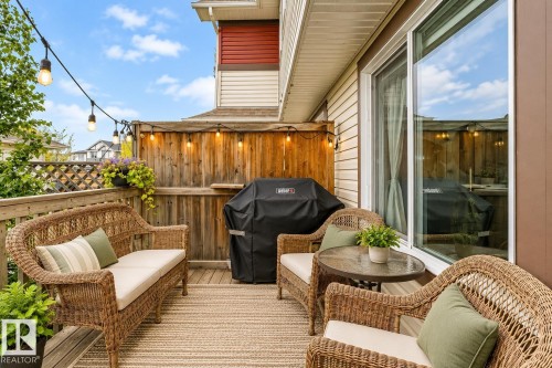 2115 Trumpeter Way Nw, Edmonton, AB 