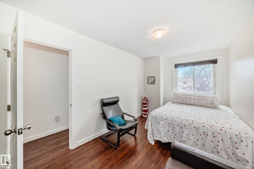 75 Amberly Court Nw, Edmonton, AB 