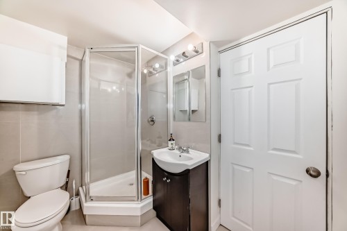 75 Amberly Court Nw, Edmonton, AB 