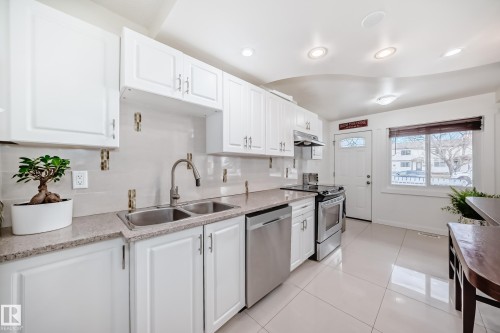75 Amberly Court Nw, Edmonton, AB 