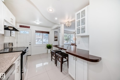 75 Amberly Court Nw, Edmonton, AB 