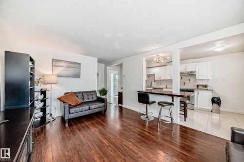 75 Amberly Court Nw, Edmonton, AB 
