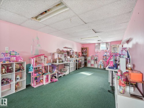 Additional content - 7520 130 Avenue Nw, Edmonton, AB 