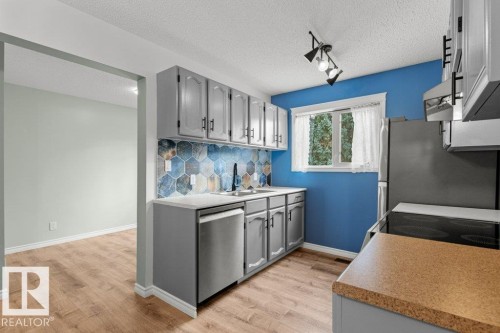 11343 22 Avenue Nw, Edmonton, AB 