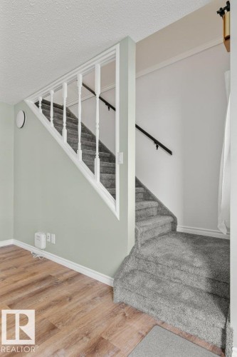 11343 22 Avenue Nw, Edmonton, AB 
