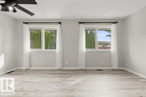 11343 22 Avenue Nw, Edmonton, AB 