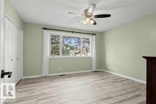 11343 22 Avenue Nw, Edmonton, AB 