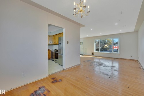 10226 72 St Nw, Edmonton, AB 