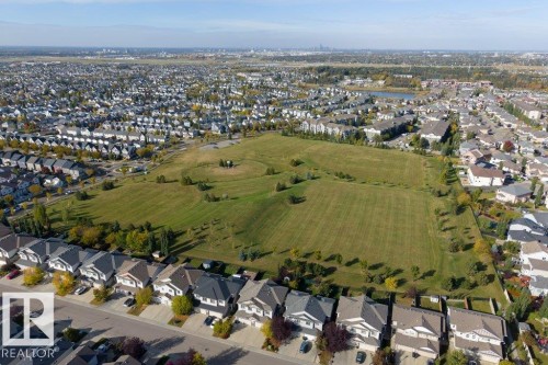 9056 Shaw Way Sw, Edmonton, AB 