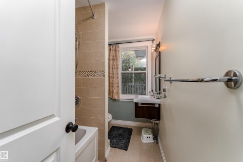 11225 127 Street Nw, Edmonton, AB 