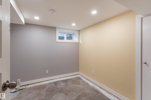 11225 127 Street Nw, Edmonton, AB 
