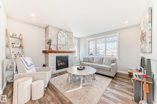 22380 93 Avenue Nw, Edmonton, AB 