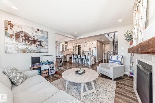 22380 93 Avenue Nw, Edmonton, AB 