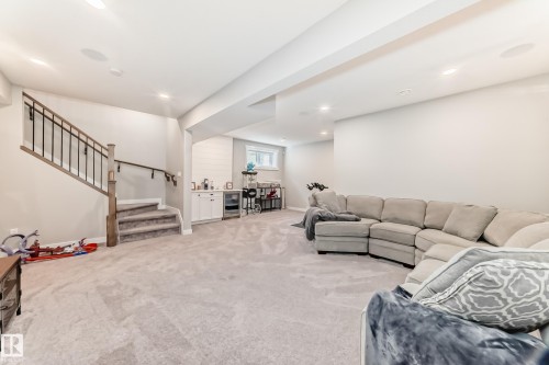 22380 93 Avenue Nw, Edmonton, AB 