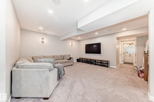 22380 93 Avenue Nw, Edmonton, AB 